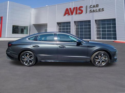 Used 2025 Hyundai Sonata SEL FWD image 5