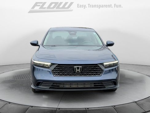 Used 2024 Honda Accord EX image 3