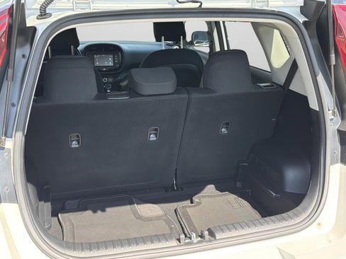 Used 2020 Kia Soul GT-Line FWD image 16