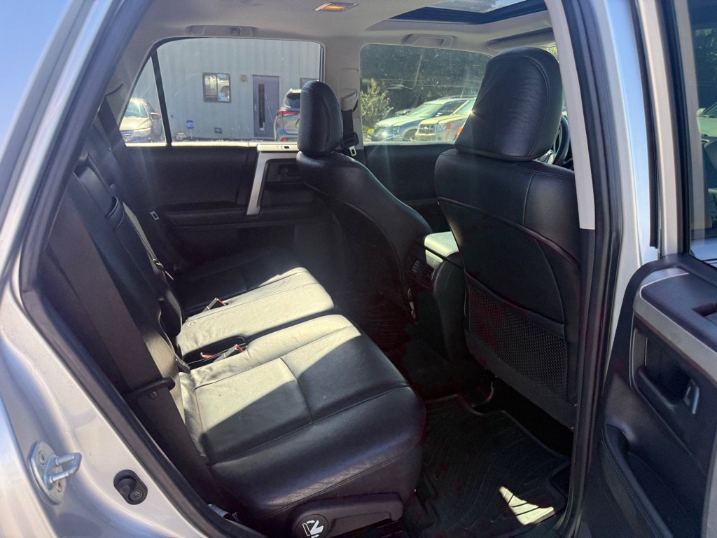 Used 2013 Toyota 4Runner Limited AWD/4WD image 18