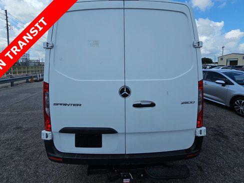 Used 2022 Mercedes-Benz Sprinter 2500 image 5