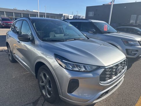 Used 2024 Ford Escape ST-Line w/ Tech Pack #1 image 6