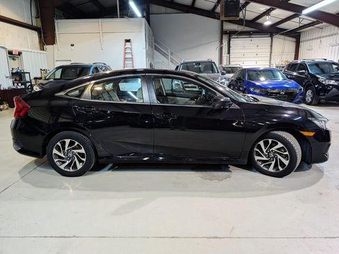 Used 2016 Honda Civic EX image 8