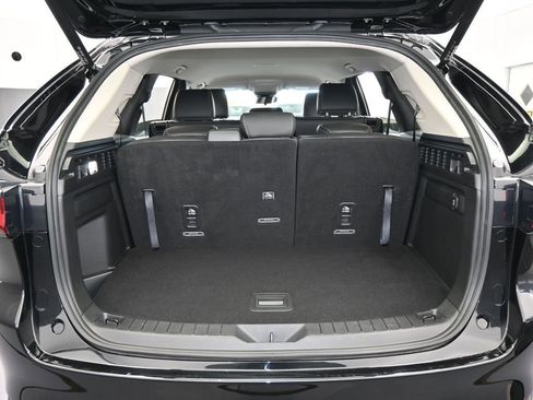 Used 2025 MAZDA CX-90 3.3 Turbo w/ Select Package image 39