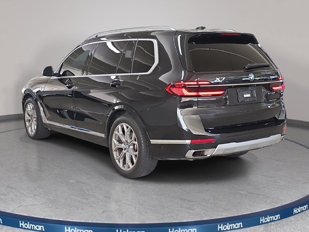 Used 2024 BMW X7 xDrive40i w/ Premium Package AWD/4WD image 9