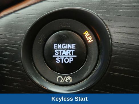 Used 2017 Jeep Grand Cherokee Summit AWD/4WD image 19