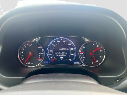 Used 2023 GMC Acadia SLT w/ Elevation Edition image 12