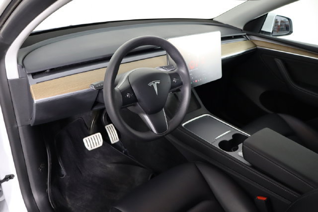 Used 2023 Tesla Model Y Performance AWD/4WD image 20
