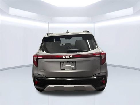 Certified 2024 Kia Seltos S AWD/4WD image 7