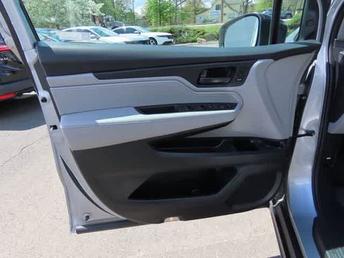 Certified 2023 Honda Odyssey EX-L image 15