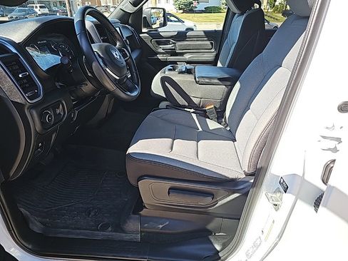 Certified 2024 RAM 1500 Big Horn image 16