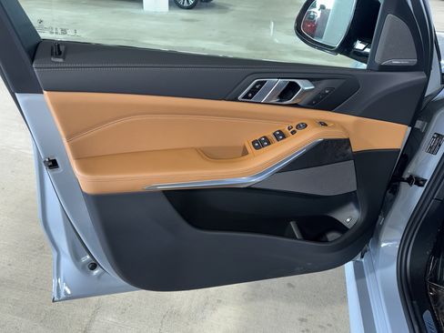 New 2026 BMW X5 xDrive50e w/ Executive Package image 13