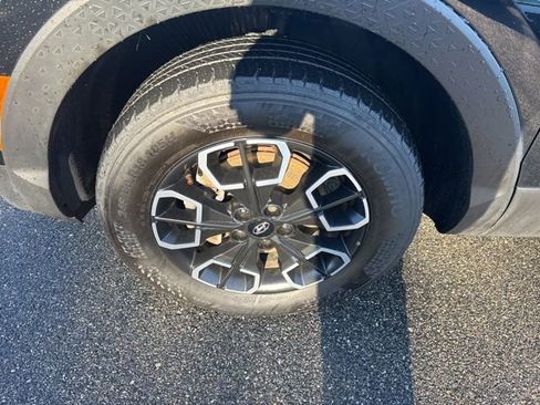 Used 2023 Hyundai Santa Cruz SEL image 7