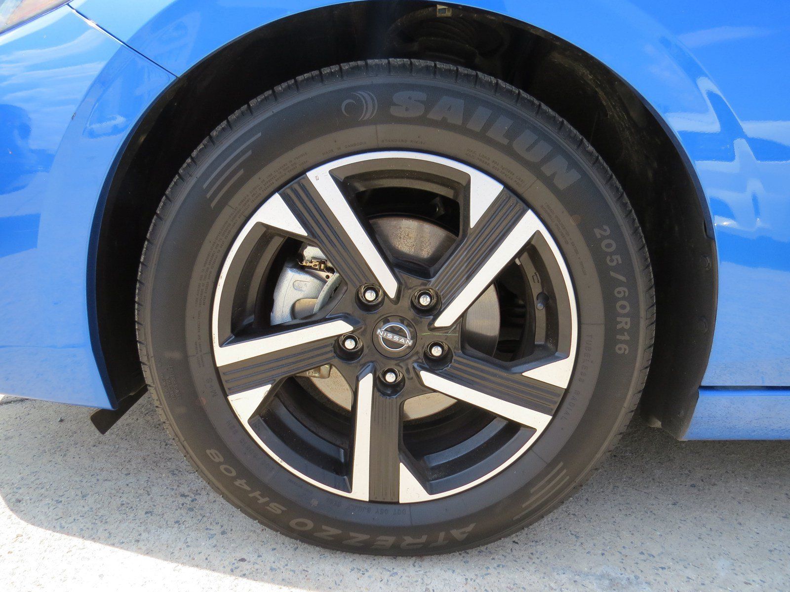 Used 2024 Nissan Sentra SV FWD image 10