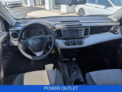 Used 2013 Toyota RAV4 LE AWD/4WD image 16