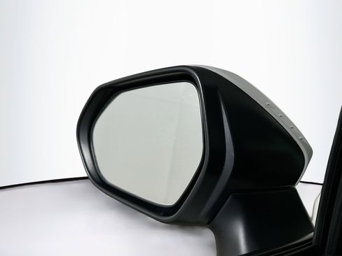 Used 2025 Toyota Corolla LE image 16