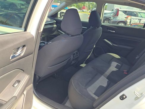 Used 2019 Nissan Altima 2.5 SV FWD image 10
