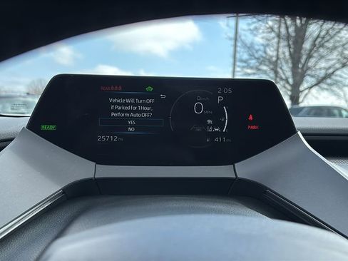 Used 2024 Toyota Prius XLE image 16