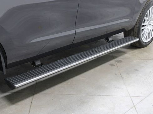 Used 2024 Ford Expedition Limited image 14