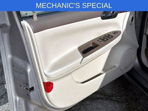Used 2006 Chevrolet Impala LT image 13