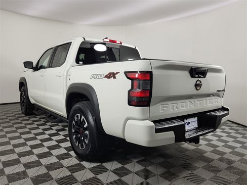Used 2023 Nissan Frontier PRO-4X w/ Tow Package image 3