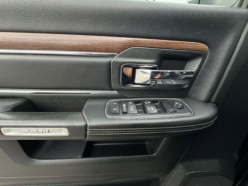 Used 2014 RAM 2500 Laramie AWD/4WD image 23