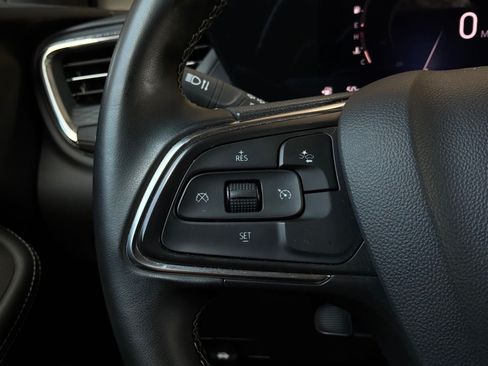 Used 2025 Buick Encore GX Preferred FWD image 32