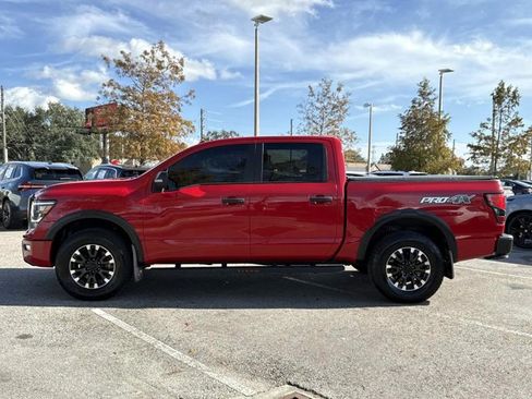 Used 2020 Nissan Titan PRO-4X w/ Pro-4x Convenience Package image 6