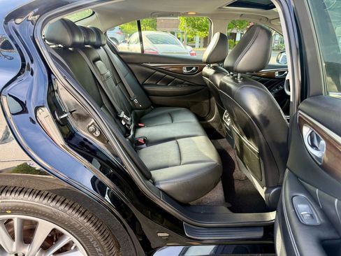 Used 2018 INFINITI Q50 Luxe w/ Essential Package (2.0T Luxe) AWD/4WD image 24