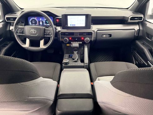 Used 2025 Toyota 4Runner TRD Off-Road image 16