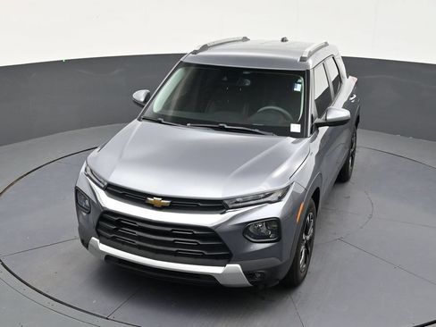 Used 2021 Chevrolet TrailBlazer LT w/ Convenience Package FWD image 19