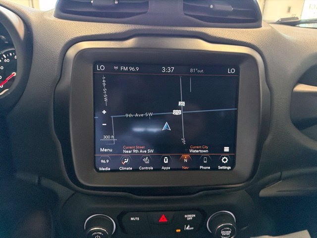 Used 2021 Jeep Renegade Trailhawk w/ Sun & Sound Group AWD/4WD image 3