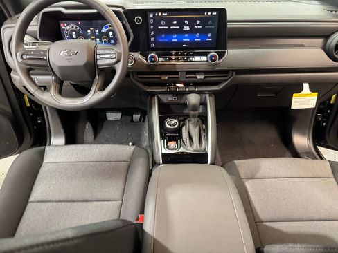 New 2026 Chevrolet Colorado Trail Boss AWD/4WD image 10