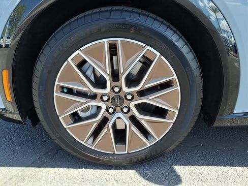 Certified 2024 Ford Mustang Mach-E Premium image 9