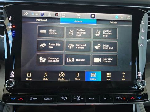 New 2026 Jeep Grand Wagoneer Limited AWD/4WD image 12