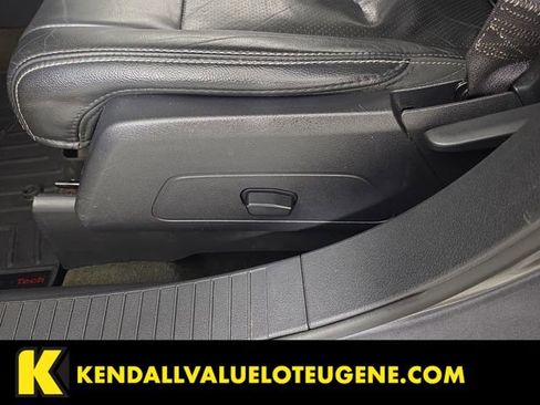 Used 2016 Jeep Compass High Altitude image 16