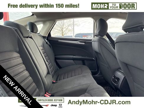 Used 2019 Ford Fusion SE image 23