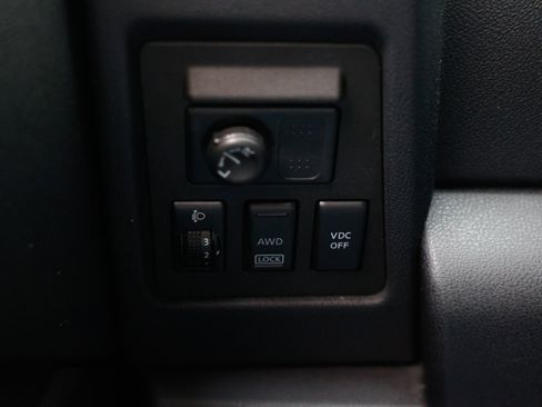 Used 2010 Nissan Rogue SL w/ Premium Pkg image 40