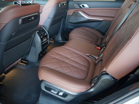 New 2026 BMW X7 xDrive40i w/ Executive Package image 20