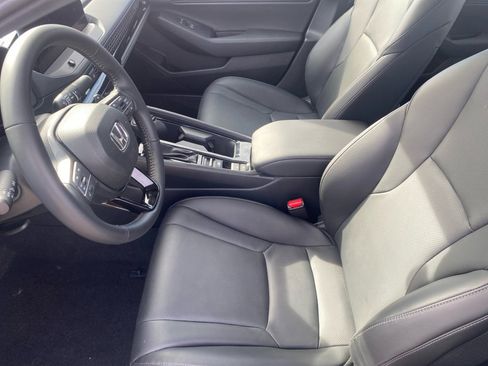 Certified 2025 Honda Accord EX-L image 11