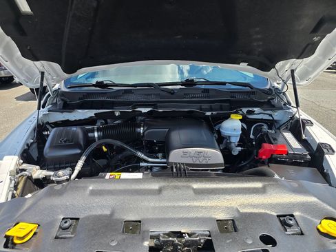 Used 2024 RAM 1500 Warlock AWD/4WD image 27