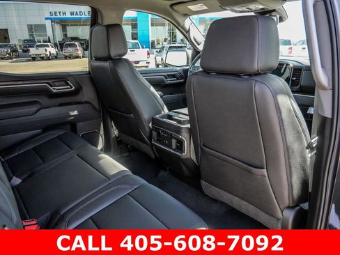 Used 2025 GMC Sierra 1500 SLT w/ SLT Premium Package AWD/4WD image 21