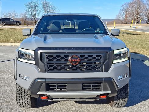 Used 2023 Nissan Frontier PRO-4X w/ Pro-4X Premium Package image 3