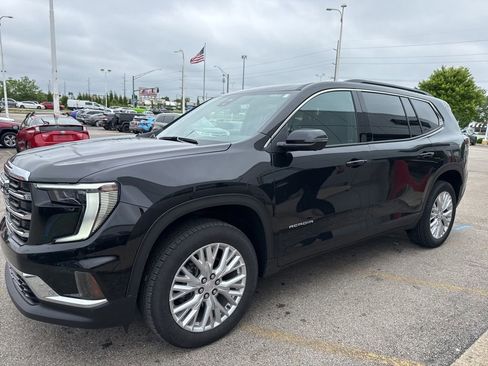 Used 2024 GMC Acadia Elevation w/ Luxury Package FWD image 6