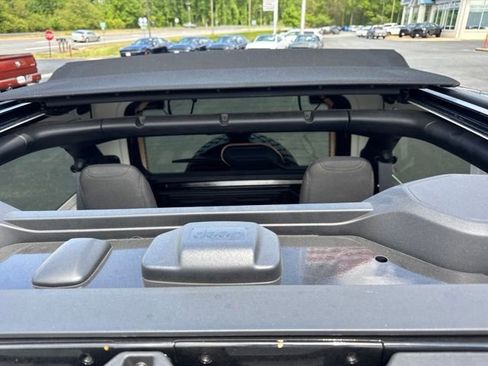 Used 2022 Jeep Wrangler Unlimited Sport AWD/4WD image 26