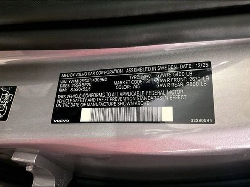 New 2026 Volvo XC60 B5 Plus w/ Protection Package Premier image 9