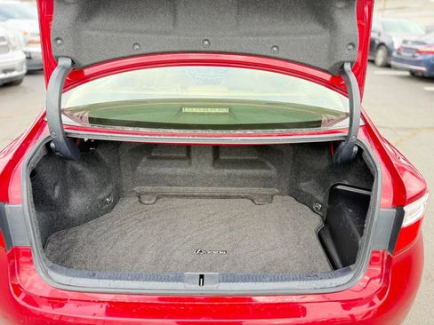 Used 2013 Lexus ES 300h w/ Premium Pkg image 28