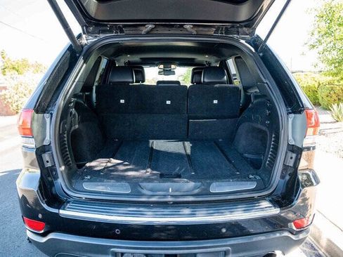 Used 2016 Jeep Grand Cherokee Limited image 24