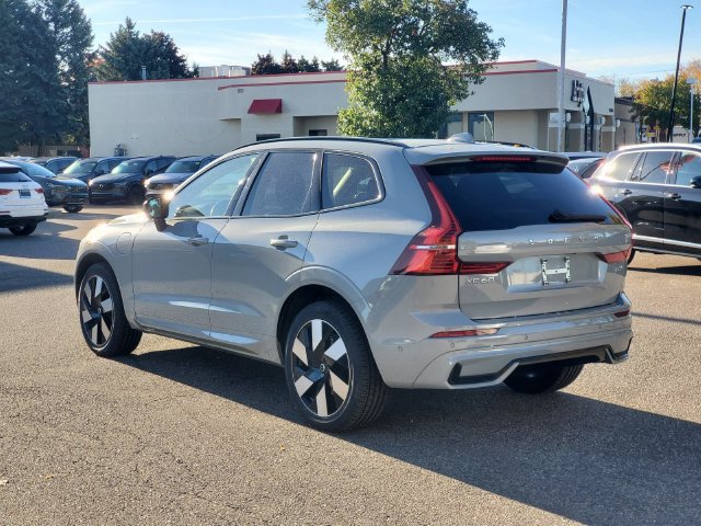 Used 2025 Volvo XC60 T8 Plus w/ Protection Package Premier AWD/4WD image 6