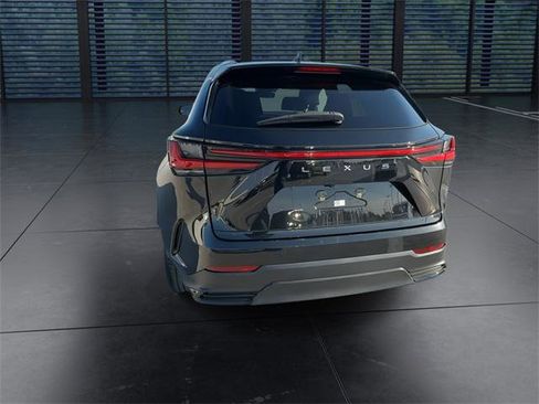 Certified 2023 Lexus NX 250 FWD w/ Premium Package image 7